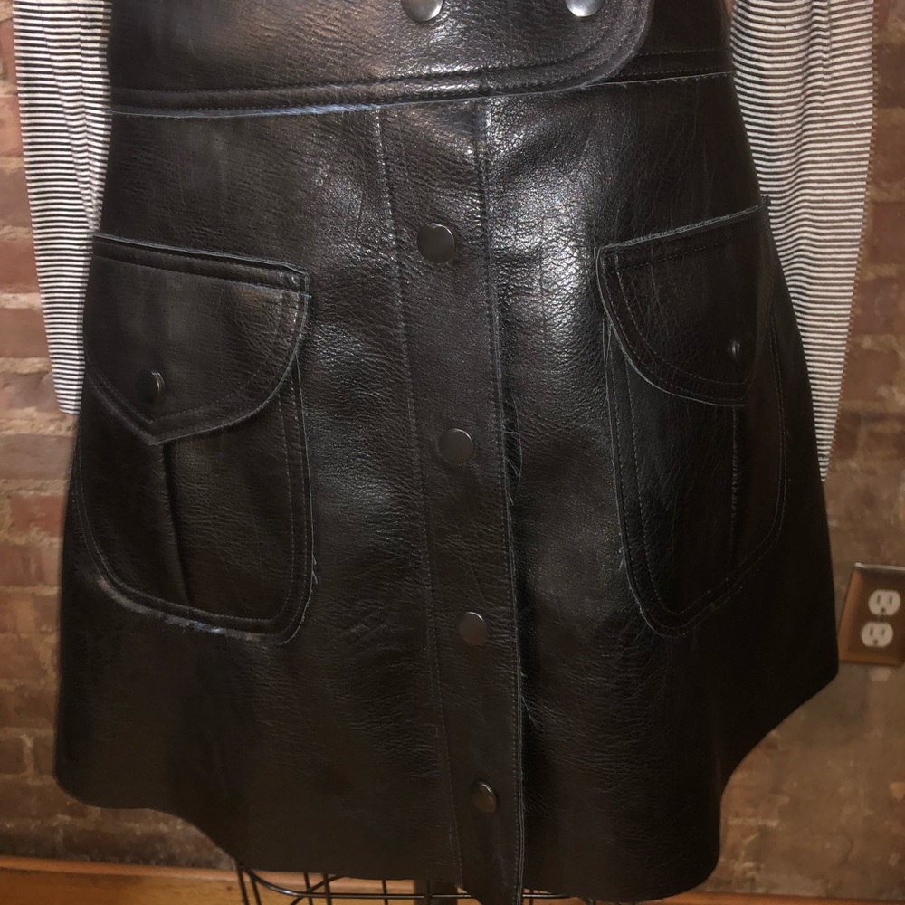 NWT Zara Black faux leather skirt Size L